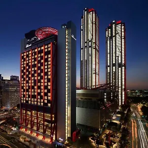 Fairmont Ambassador ホテル